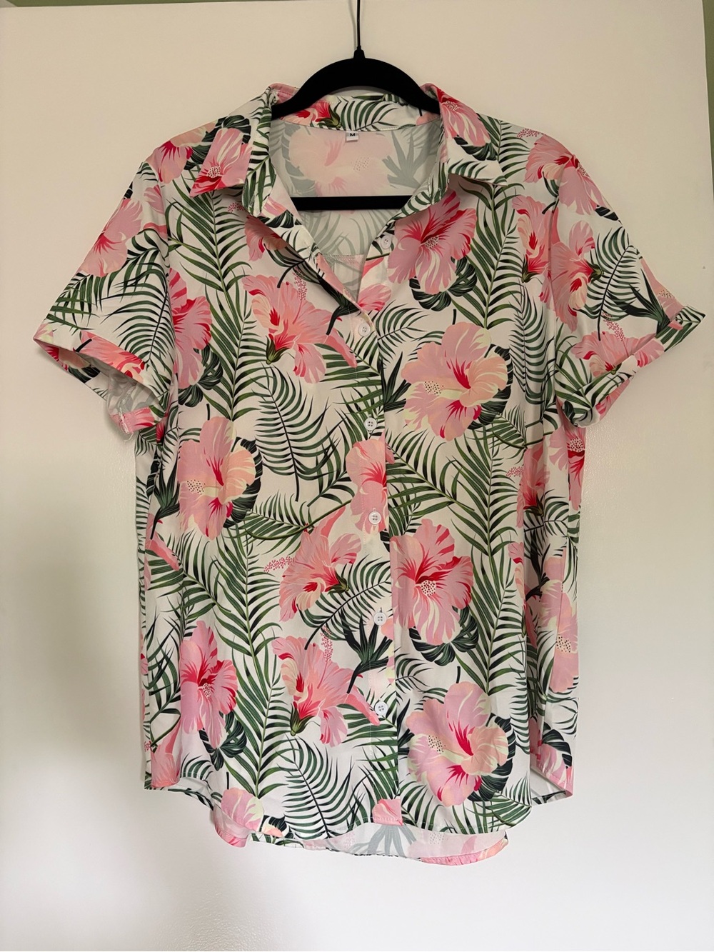 Women’s Pink Tropical Floral Button-Up Top